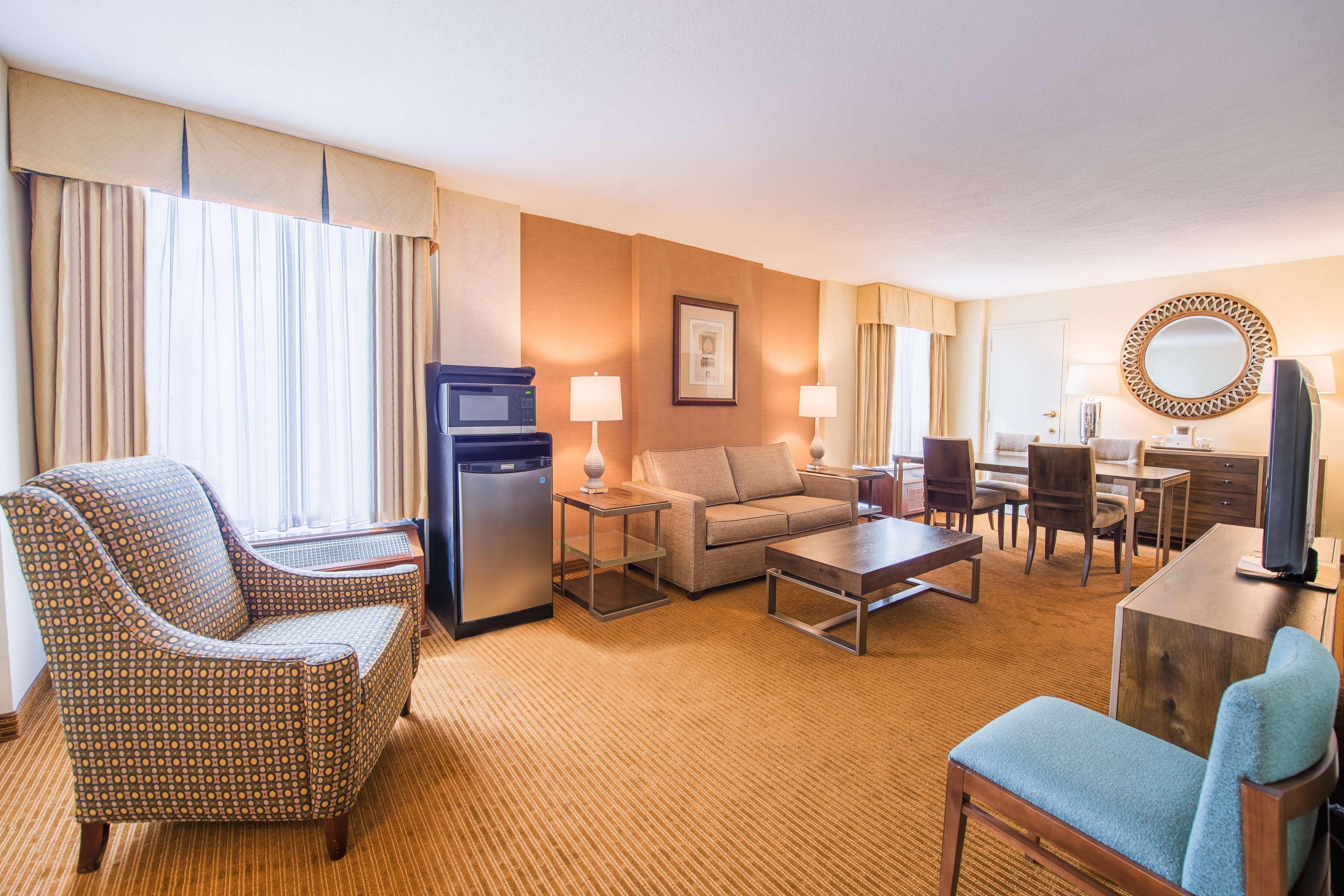 Doubletree By Hilton Philadelphia Airport Hotel Buitenkant foto