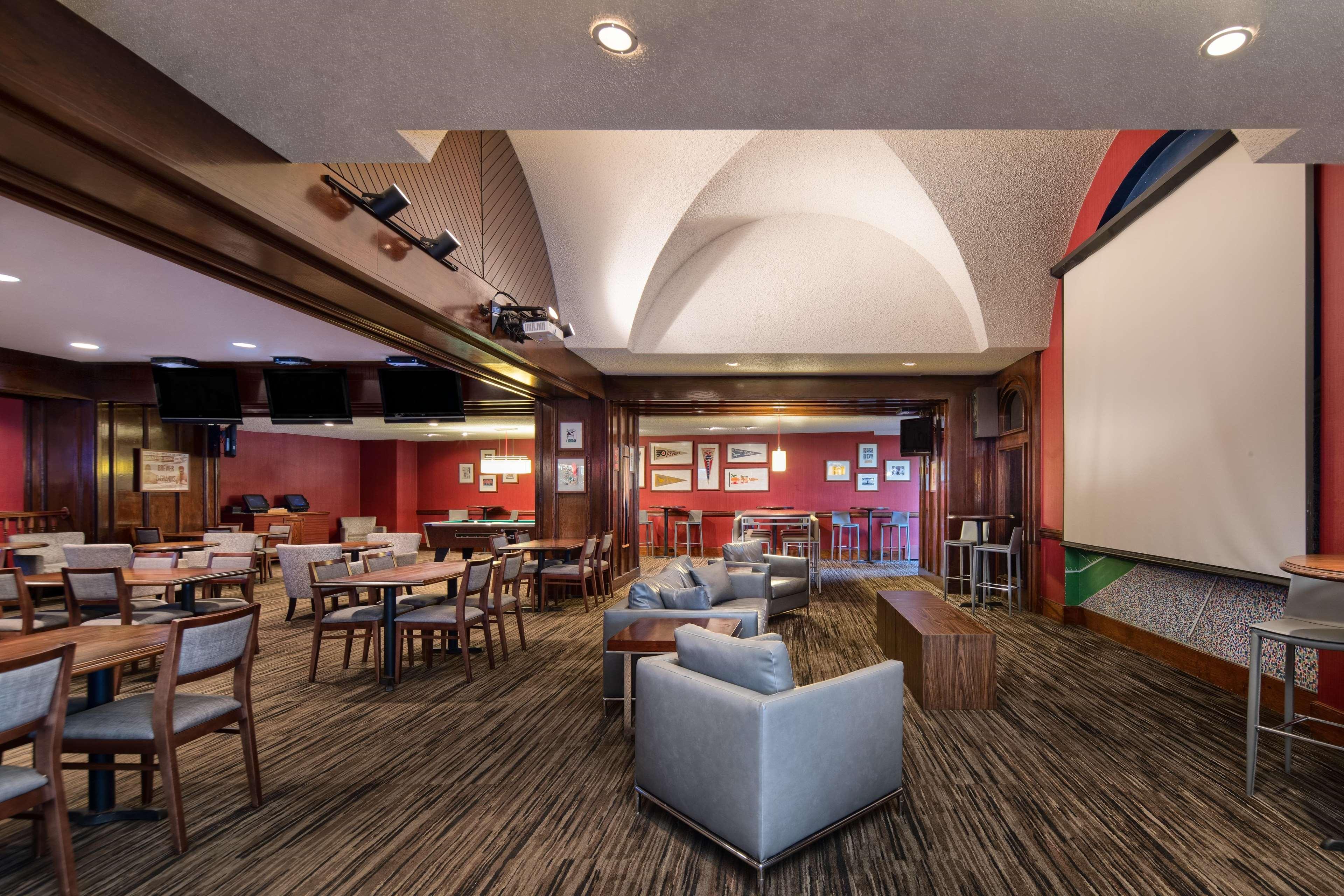Doubletree By Hilton Philadelphia Airport Hotel Buitenkant foto