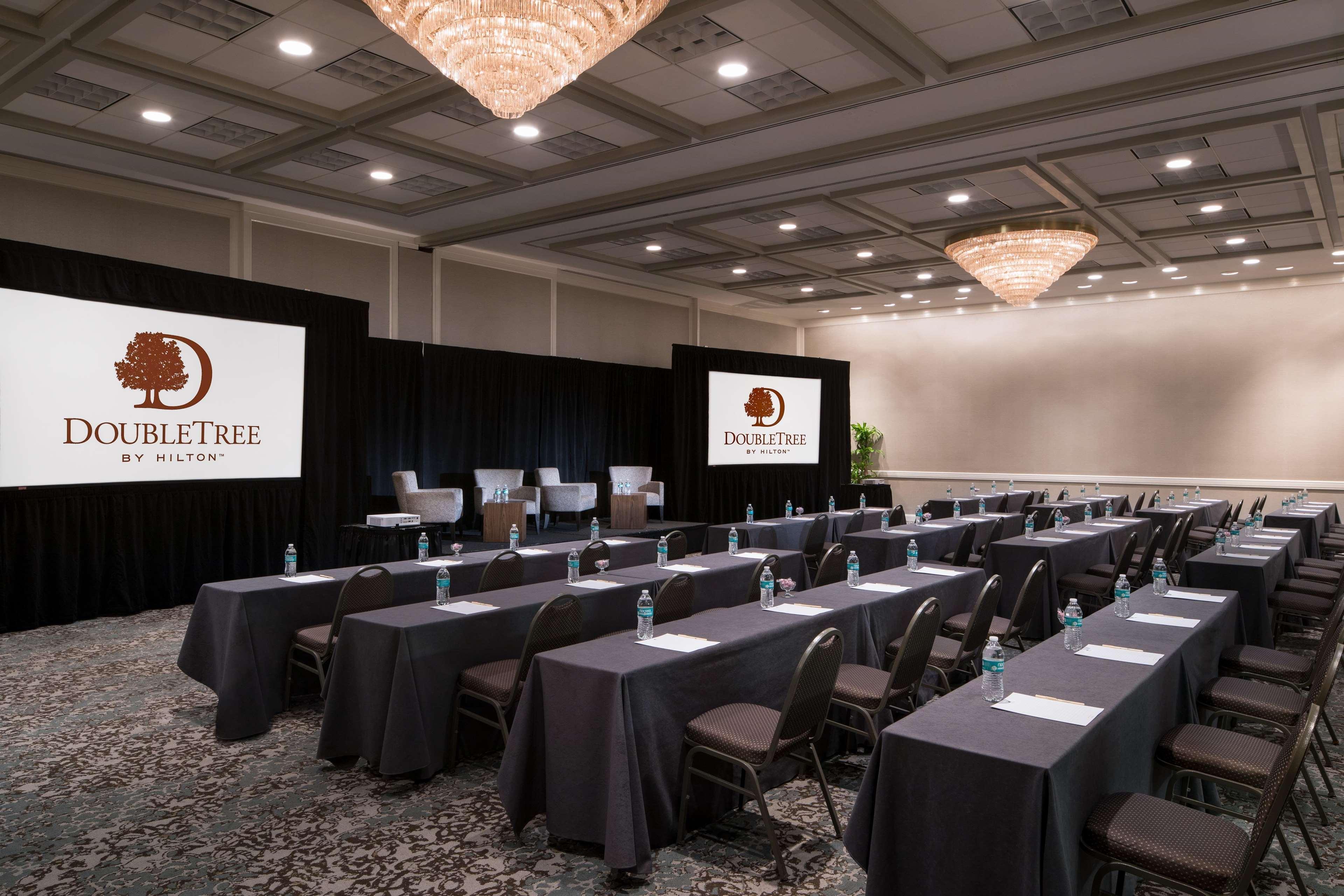 Doubletree By Hilton Philadelphia Airport Hotel Buitenkant foto