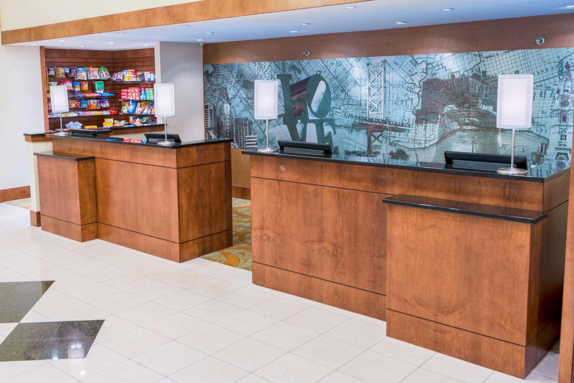 Doubletree By Hilton Philadelphia Airport Hotel Buitenkant foto